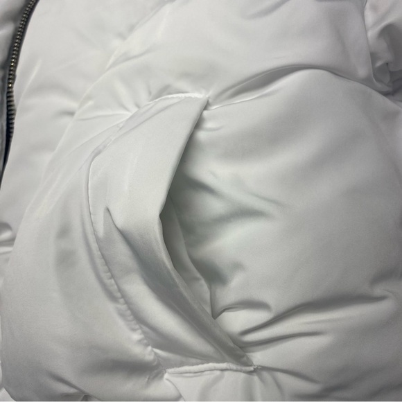 Free People White Hooded Puffer Jacket Women’s S Drawstring Bottom Pockets - Picture 8 of 15